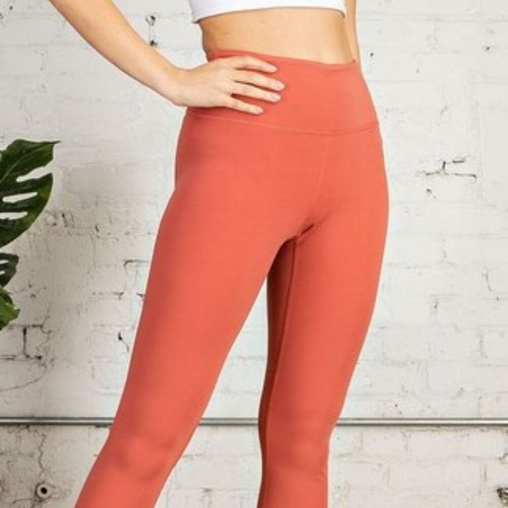 FULL LENGTH WORKOUT LEGGINGS